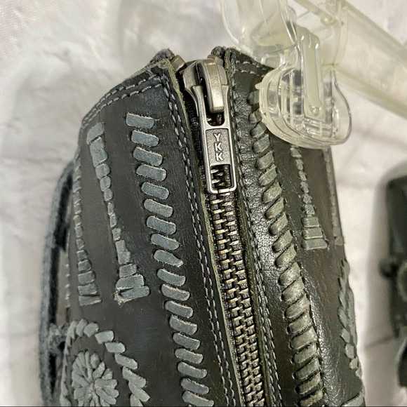 NWOT Leather Gladiator Sandals - Picture 8 of 16